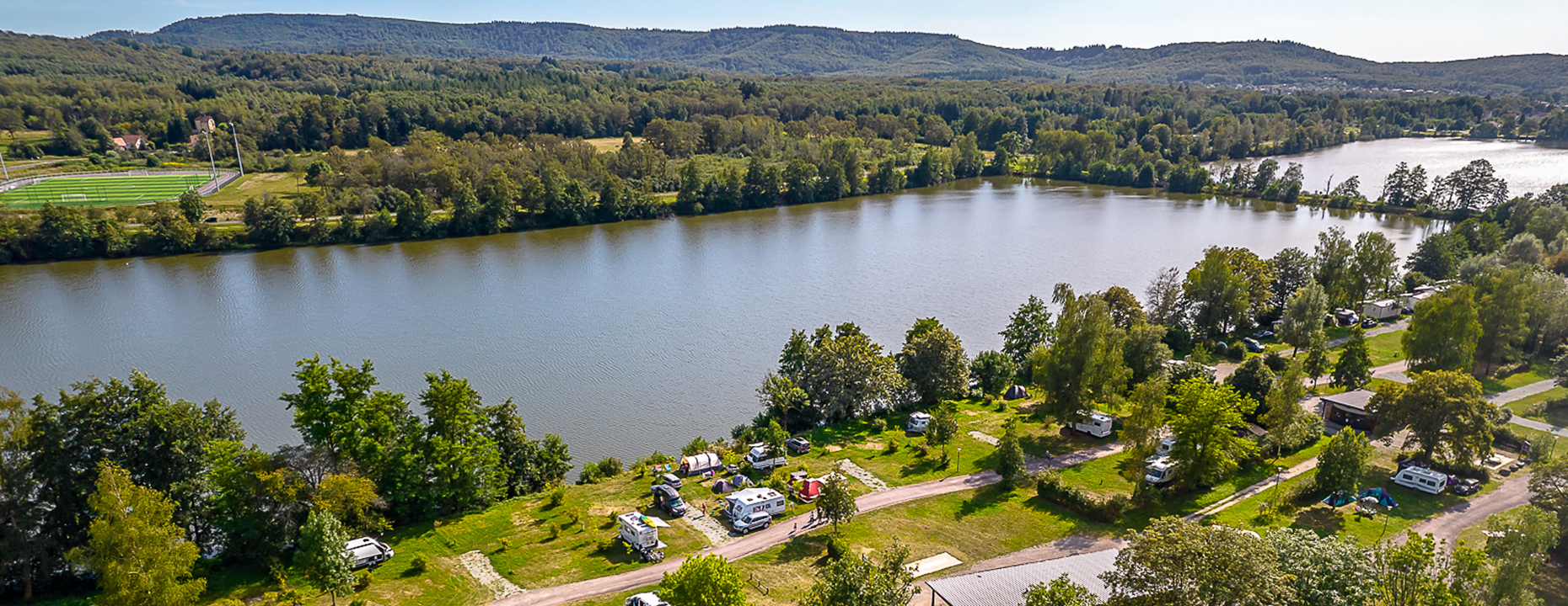 Les emplacements de camping dans les Vosges du Sud, du camping les Ballastières