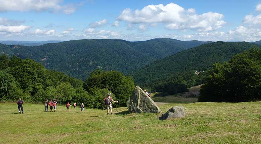 Wanderung zum Sommerresort Planche des Belles Filles in der Haute-Saône