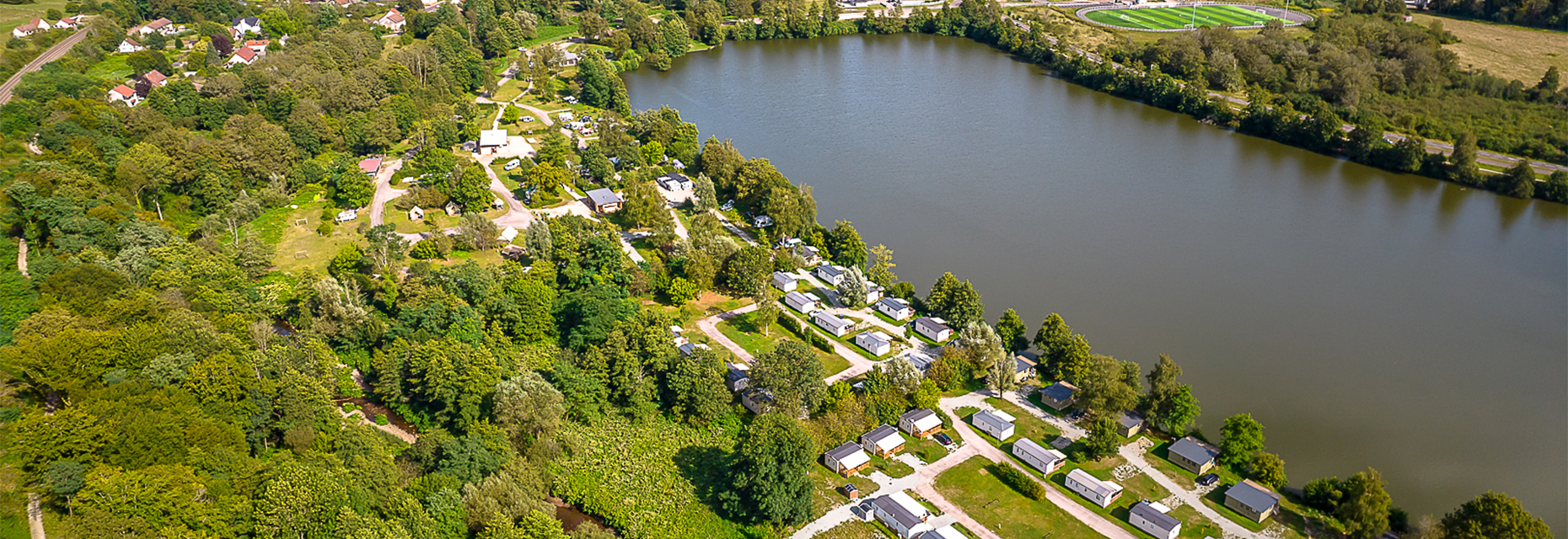 Baden in der Nähe des Campingplatzes Les Ballastières in den Südvogesen