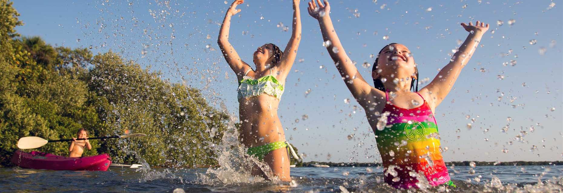 Dagje zwemmen op de Camping Les Ballastières, in de Haute-Saône