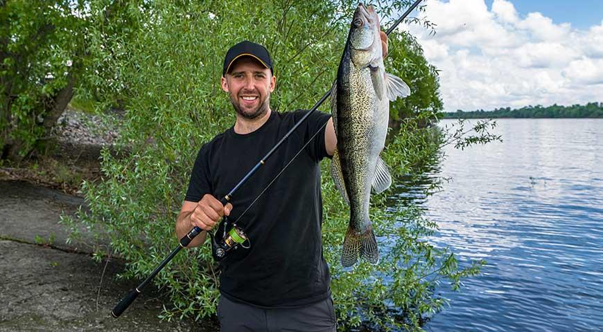 Sale of the annual fishing card for adults at the Campsite Les Ballastières in Champagney