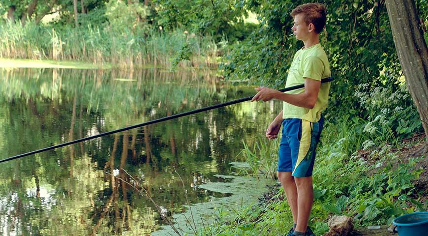 Verkauf der Jahresangelkarte minderjährige Person auf dem Campingplatz Les Ballastières in Haute-Saône