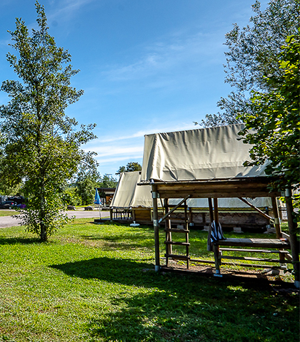 Atypical accommodation rental in the Southern Vosges, bivouac tents